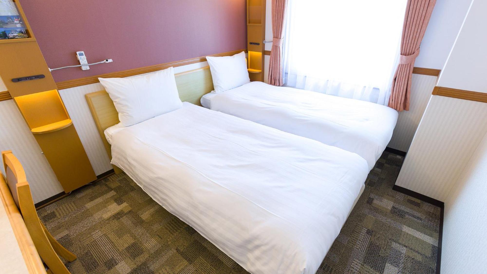 Toyoko Inn Yokohama Tsurumi Eki Higashi Guchi Bilik gambar